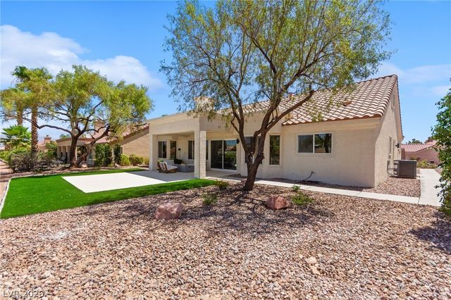 2641 Legend Drive, Las Vegas, NV 89134