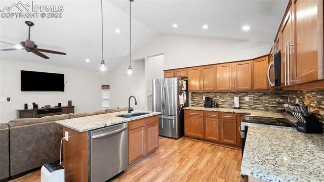 475 Cielo Vista Street, Colorado Springs, CO 80911