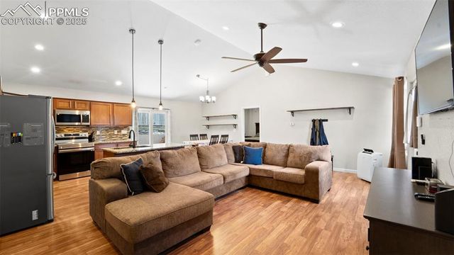 475 Cielo Vista Street, Colorado Springs, CO 80911