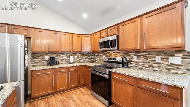 475 Cielo Vista Street, Colorado Springs, CO 80911