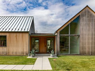 217 Sawyer Hill Road, New Milford, CT 06776