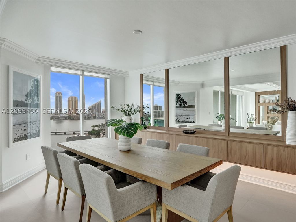 Image 14 of property listing at 3201 NE 183rd St 1502, Aventura, FL 33160