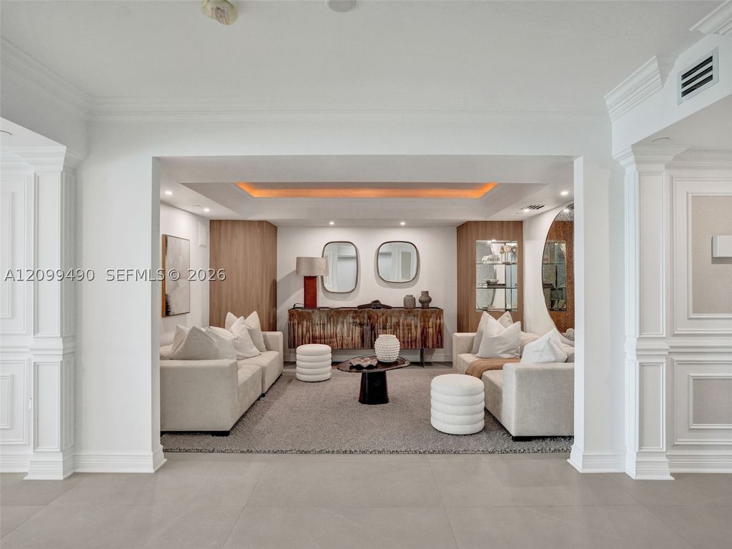 Image 17 of property listing at 3201 NE 183rd St 1502, Aventura, FL 33160