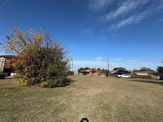 4535 Ginger Avenue, Dallas, TX 75211