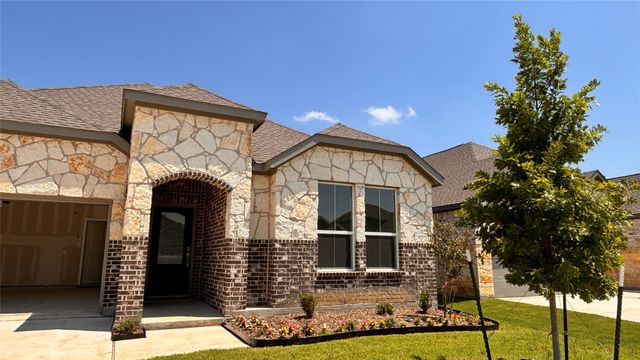 14848 Bigelow Street, Pilot Point, TX 76258