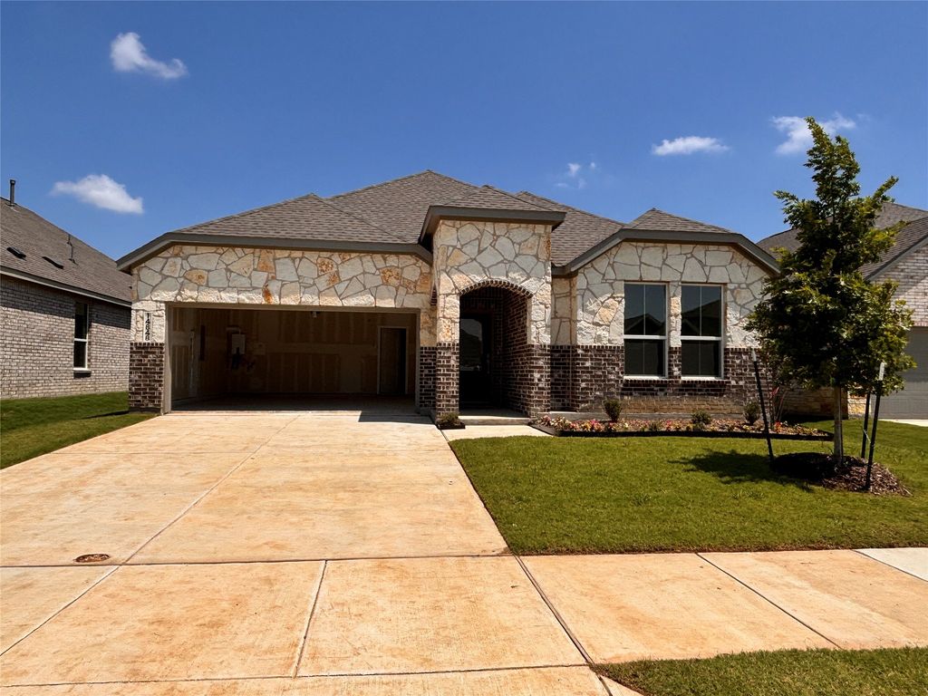 14848 Bigelow Street, Pilot Point, TX 76258