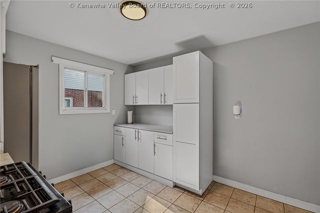 4513 Noyes Avenue Se, Charleston, WV 25304