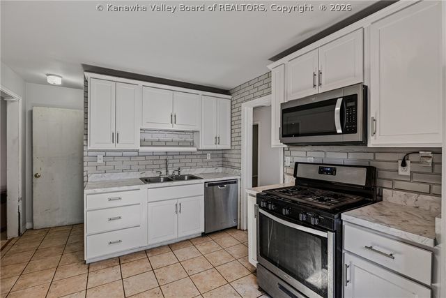 4513 Noyes Avenue Se, Charleston, WV 25304