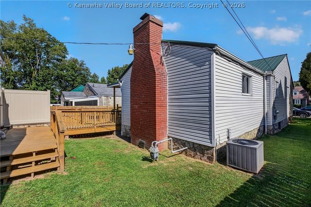 4513 Noyes Avenue Se, Charleston, WV 25304