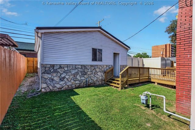4513 Noyes Avenue Se, Charleston, WV 25304