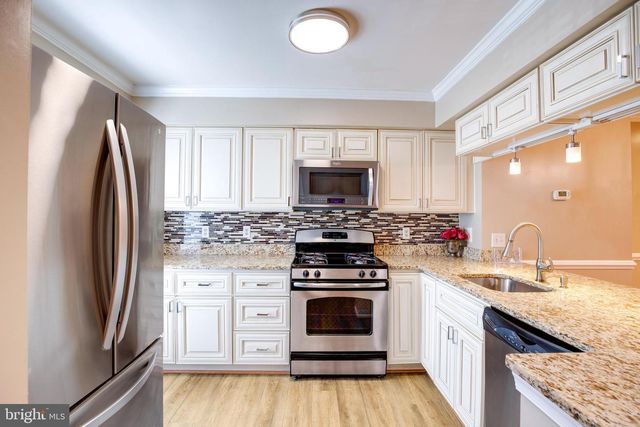 14730 BASINGSTOKE LOOP, Centreville, VA 20120