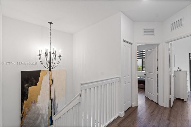 21018 NE 8th Ave 21018, Miami, FL 33179