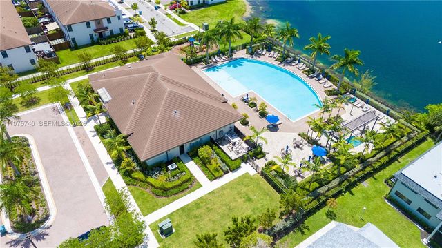 21018 NE 8th Ave 21018, Miami, FL 33179