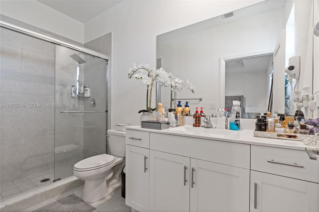 21018 NE 8th Ave 21018, Miami, FL 33179