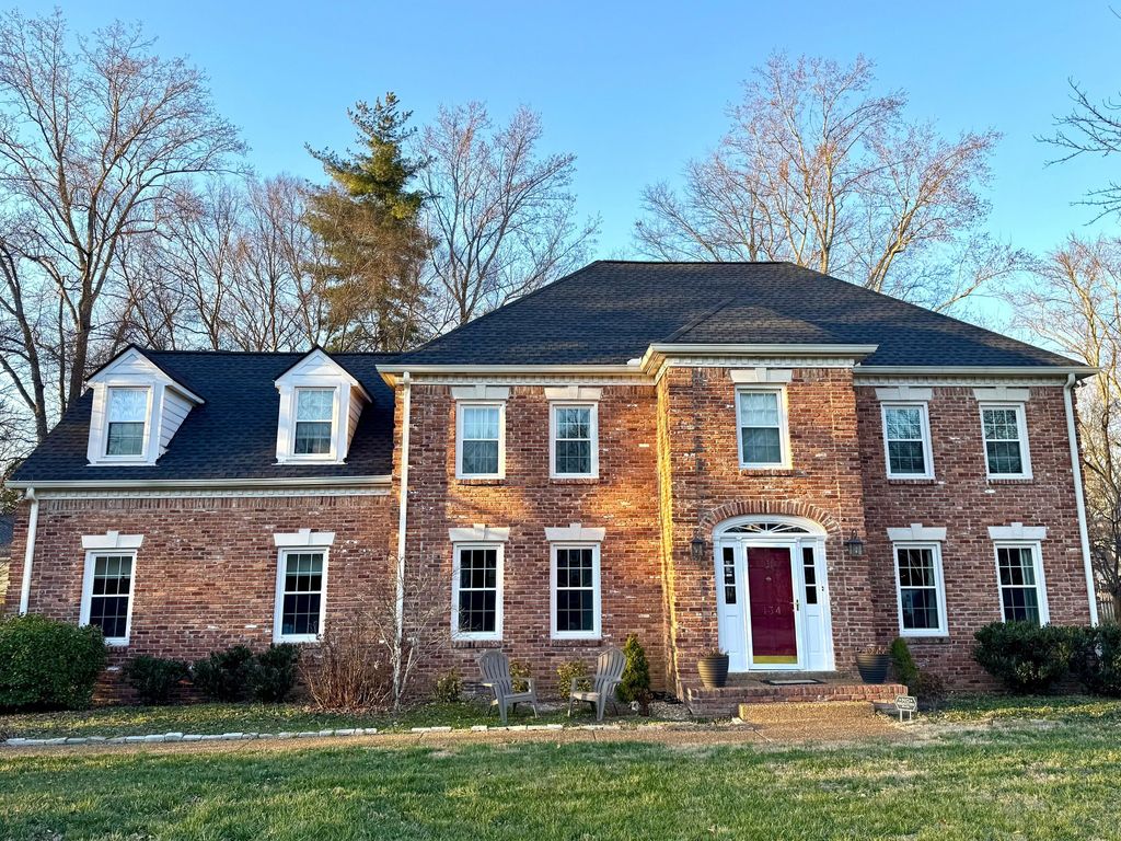 134 Riverwood DR, Franklin, TN 37069