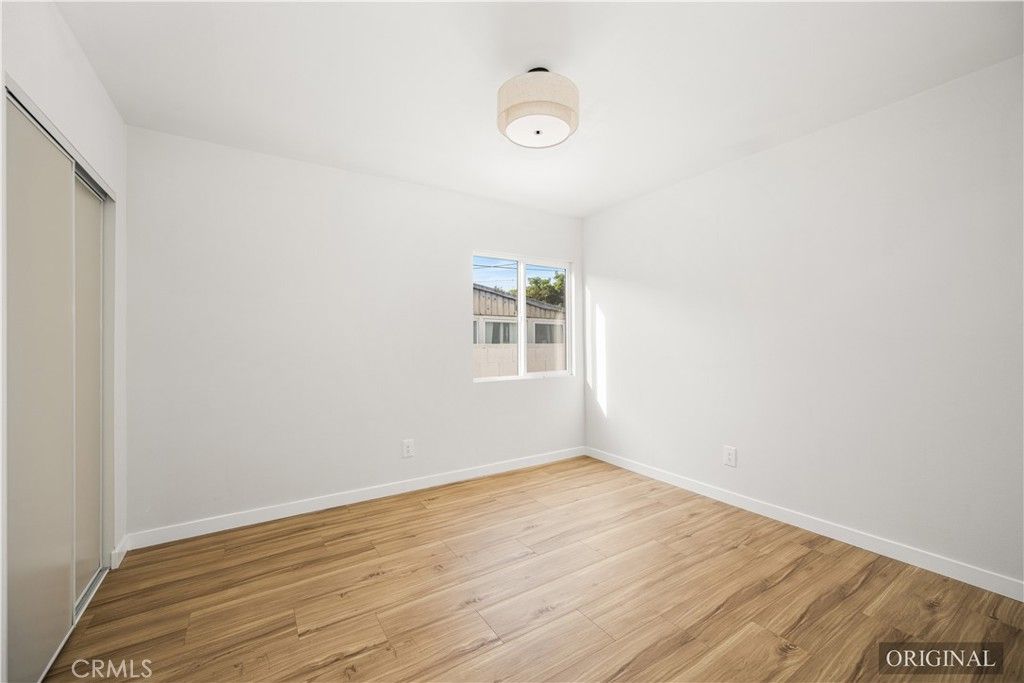 Image 16 of property listing at 501 S Pearl, Compton, CA 90221