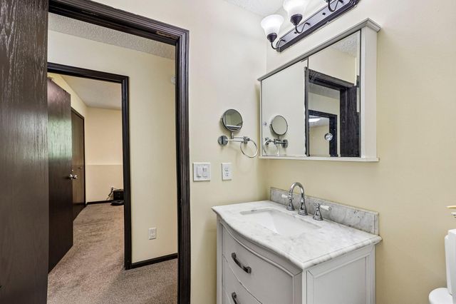 17640 89th Avenue N, Maple Grove, MN 55311