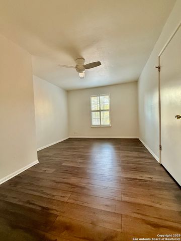 4322 Muirfield, San Antonio, TX 78229