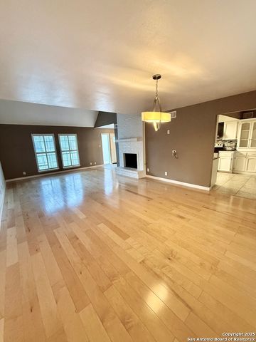 4322 Muirfield, San Antonio, TX 78229