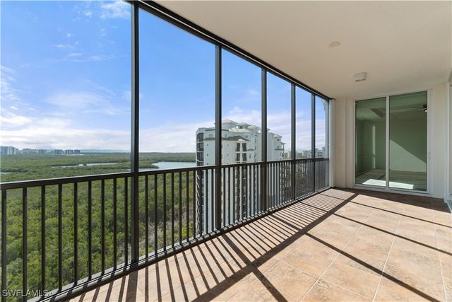 455 Cove Tower DR 1703, Naples, FL 34110