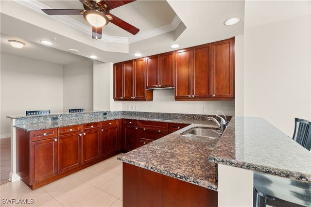 455 Cove Tower DR 1703, Naples, FL 34110