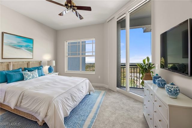 455 Cove Tower DR 1703, Naples, FL 34110