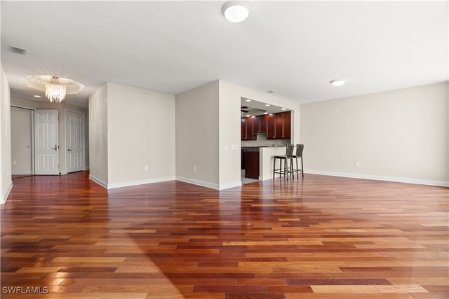 455 Cove Tower DR 1703, Naples, FL 34110