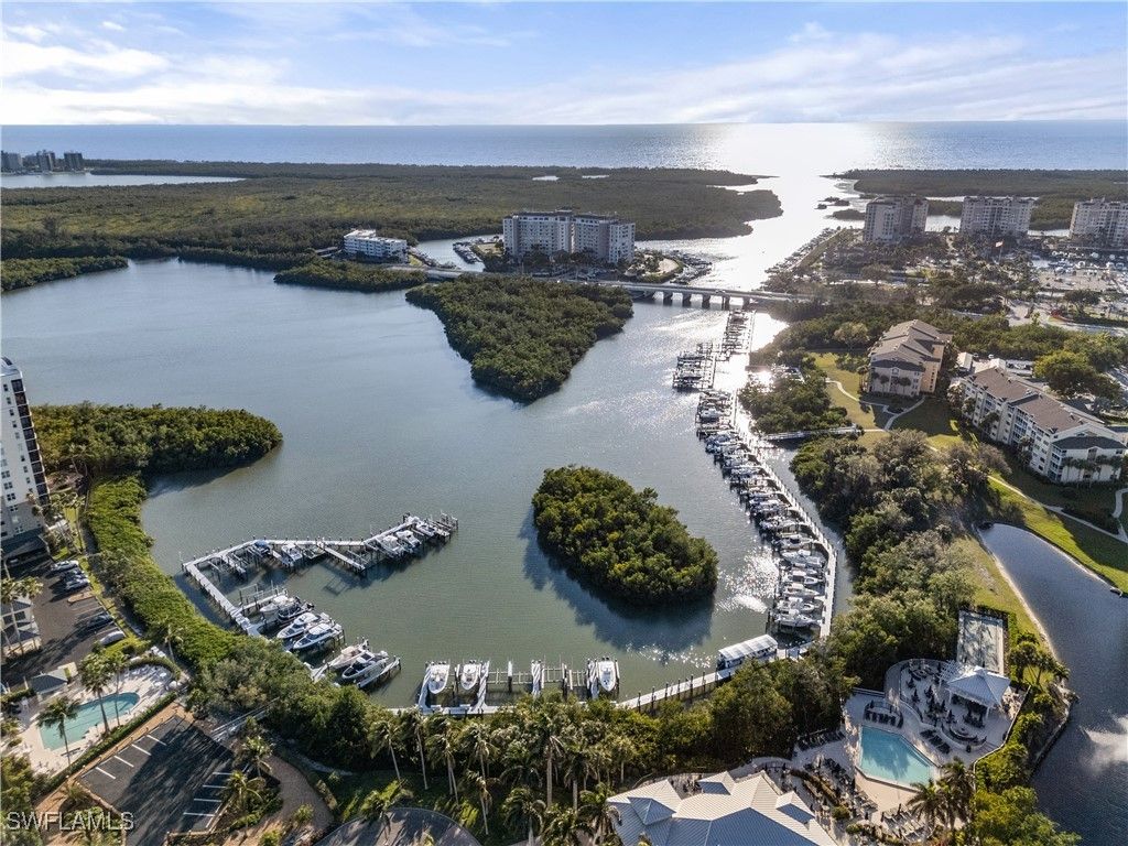 455 Cove Tower DR 1703, Naples, FL 34110