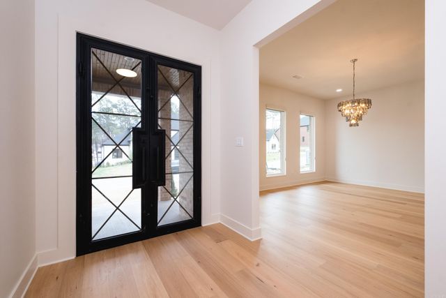 220 Abington Circle, Little Rock, AR 72223