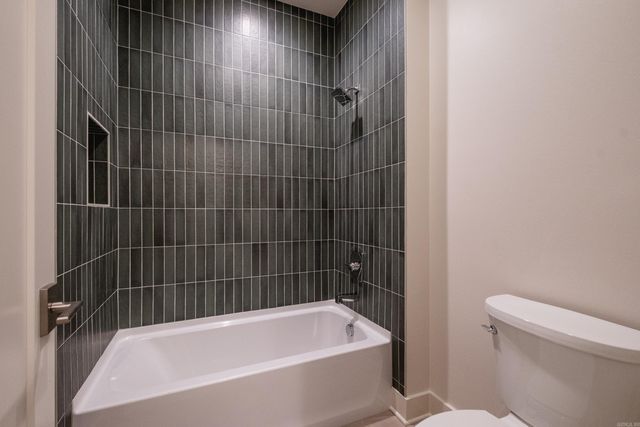 220 Abington Circle, Little Rock, AR 72223