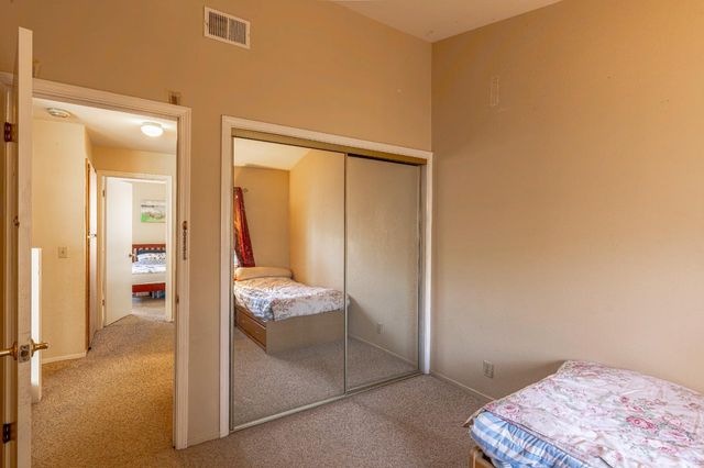 4814 Courtland Ln, Carmichael, CA 95608