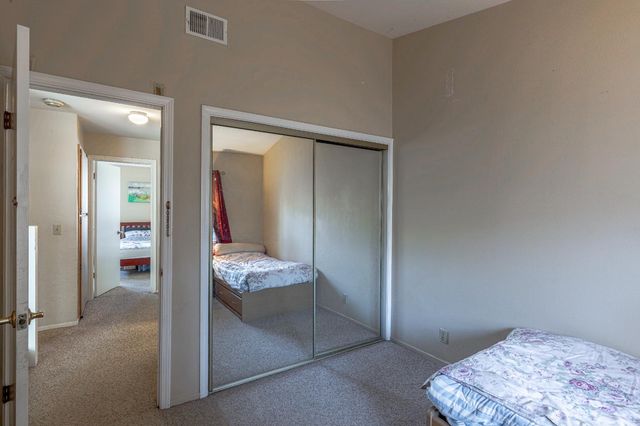 4814 Courtland Ln, Carmichael, CA 95608