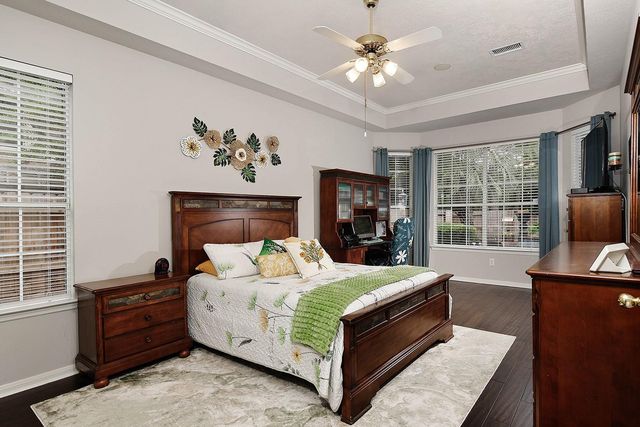 62 N Linton Ridge Cir, The Woodlands, TX 77382