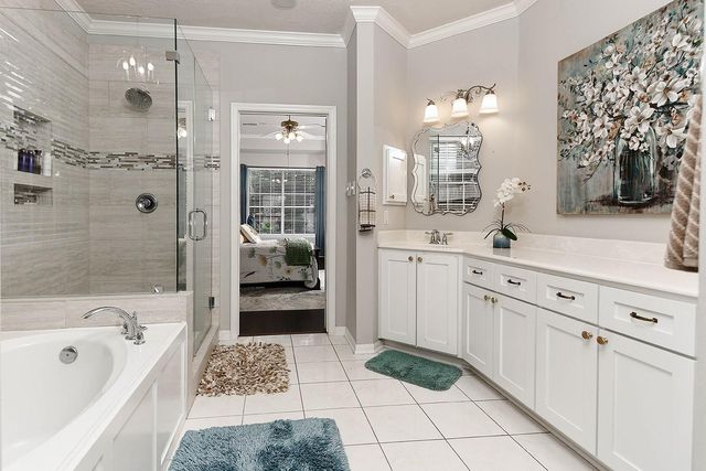 62 N Linton Ridge Cir, The Woodlands, TX 77382
