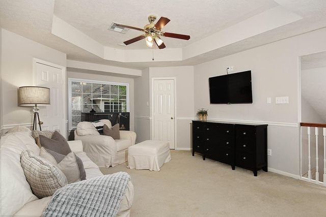 62 N Linton Ridge Cir, The Woodlands, TX 77382