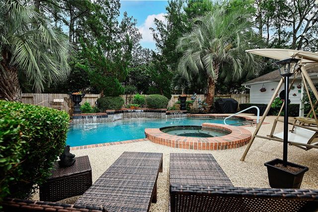 62 N Linton Ridge Cir, The Woodlands, TX 77382