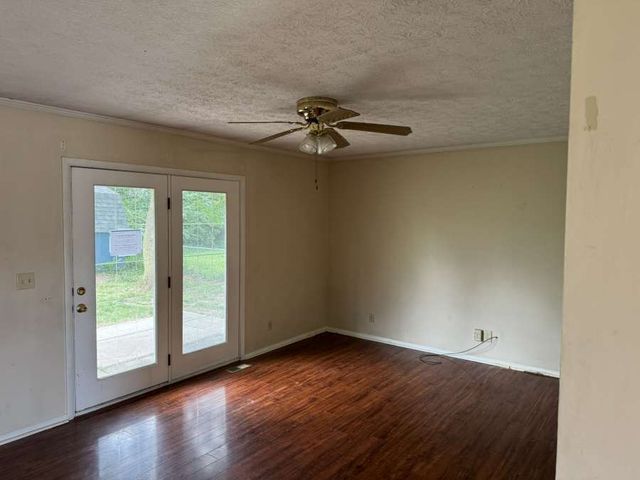 6673 Emerald Avenue, Mad River Twp, OH 45323
