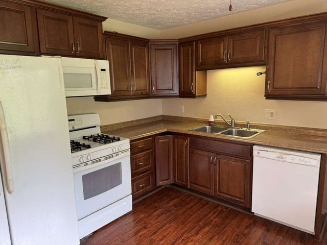 6673 Emerald Avenue, Mad River Twp, OH 45323
