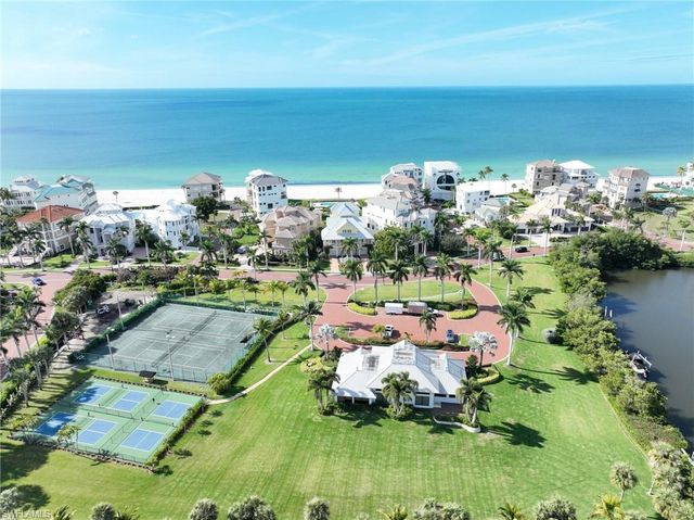 109 Kaula LN, Bonita Springs, FL 34134