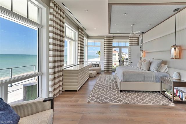 109 Kaula LN, Bonita Springs, FL 34134