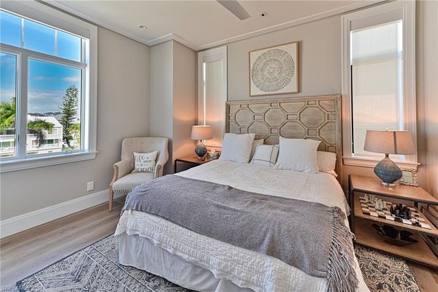 109 Kaula LN, Bonita Springs, FL 34134