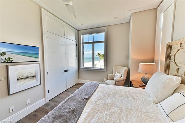 109 Kaula LN, Bonita Springs, FL 34134