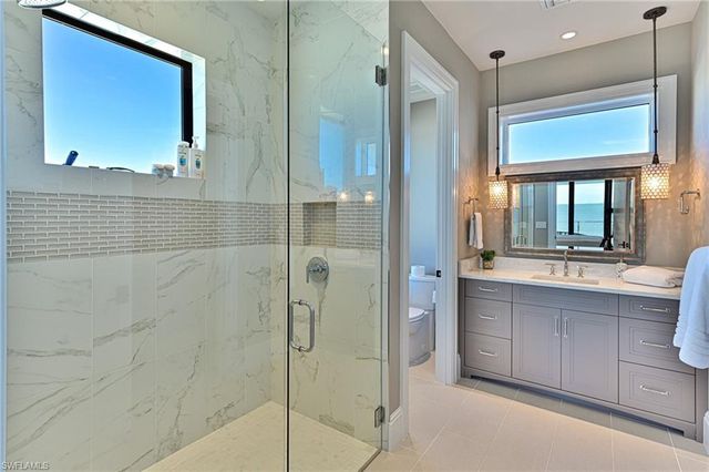 109 Kaula LN, Bonita Springs, FL 34134