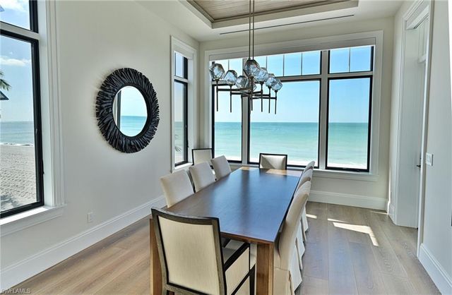 109 Kaula LN, Bonita Springs, FL 34134