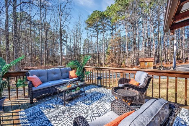 445 Warner Road, Troy, NC 27371