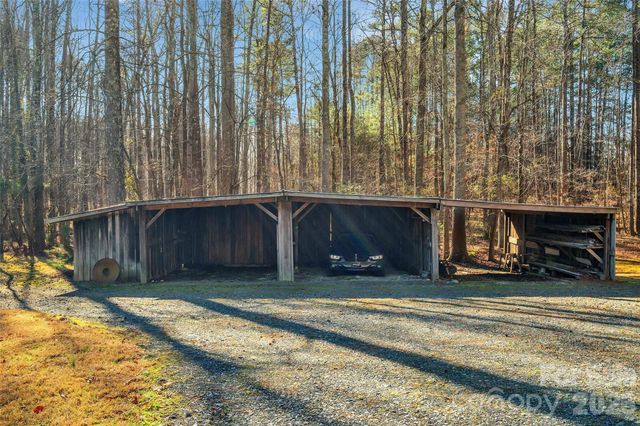 445 Warner Road, Troy, NC 27371