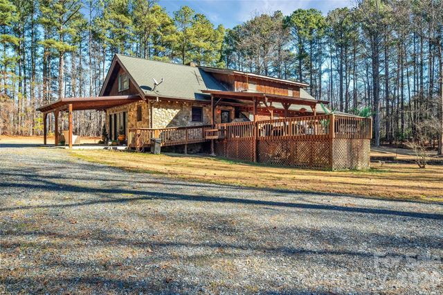 445 Warner Road, Troy, NC 27371