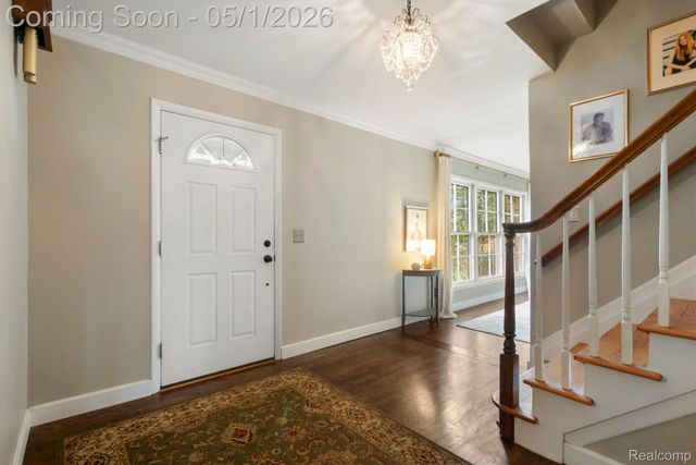 31737 Waltham Court, Beverly Hills Village, MI 48025