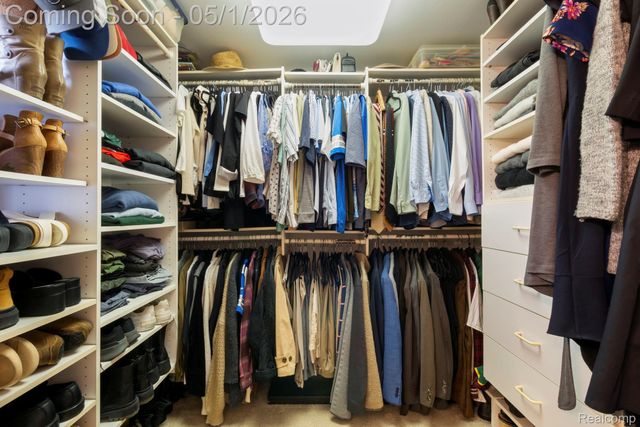 31737 Waltham Court, Beverly Hills Village, MI 48025