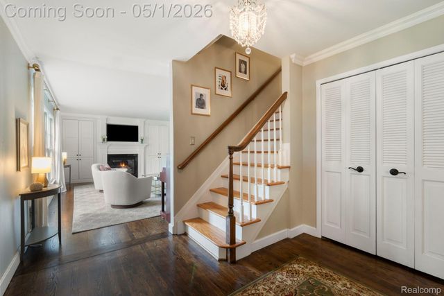 31737 Waltham Court, Beverly Hills Village, MI 48025